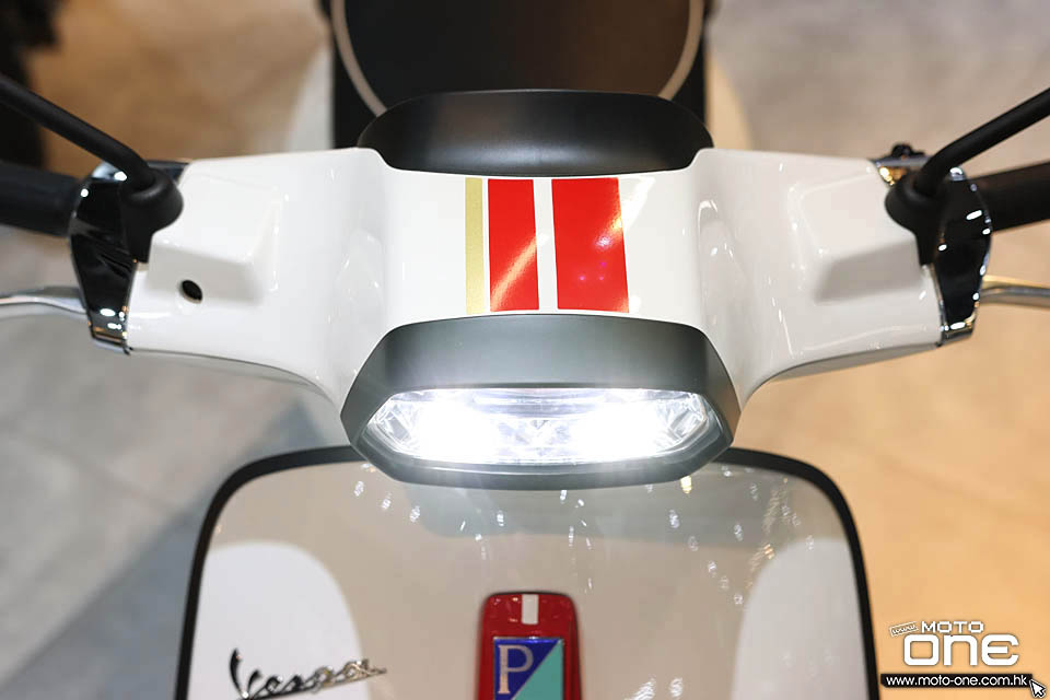 2020 Vespa Racing Sixties GTS HPE Sprint 150