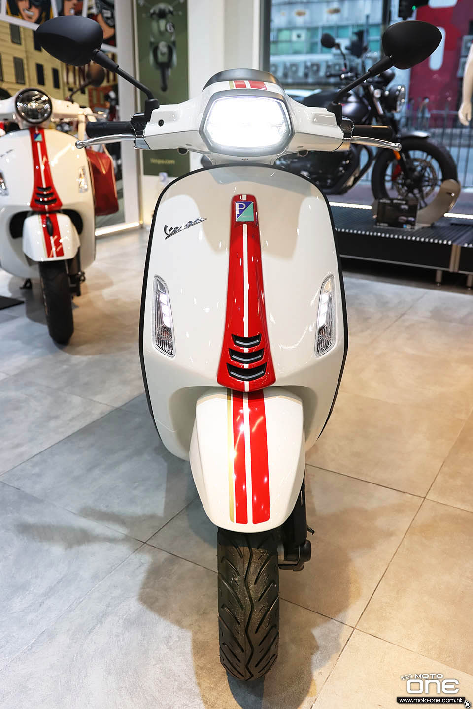 2020 Vespa Racing Sixties GTS HPE Sprint 150