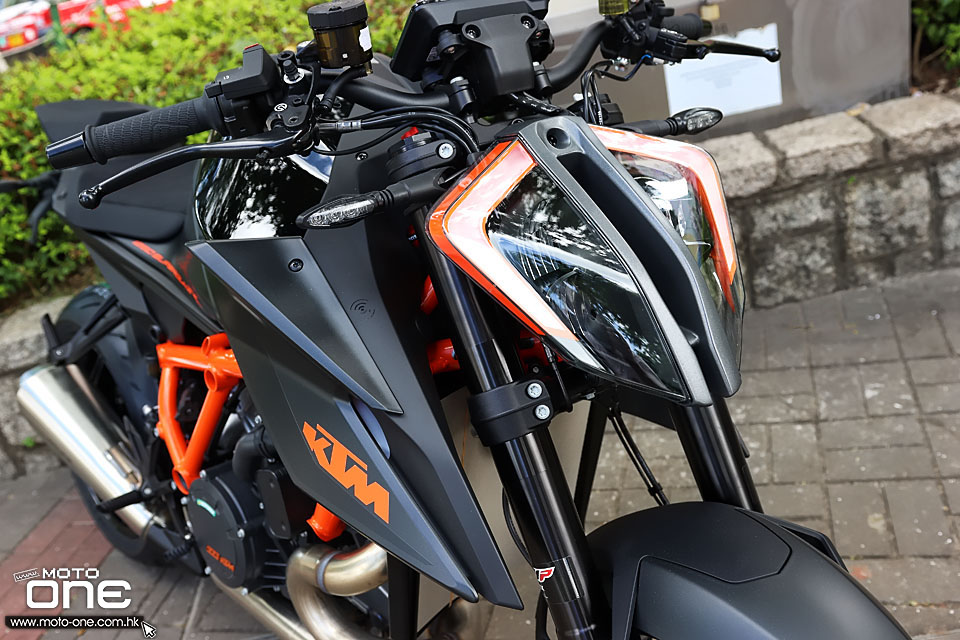 2020 KTM 1290 SUPER DUKE R