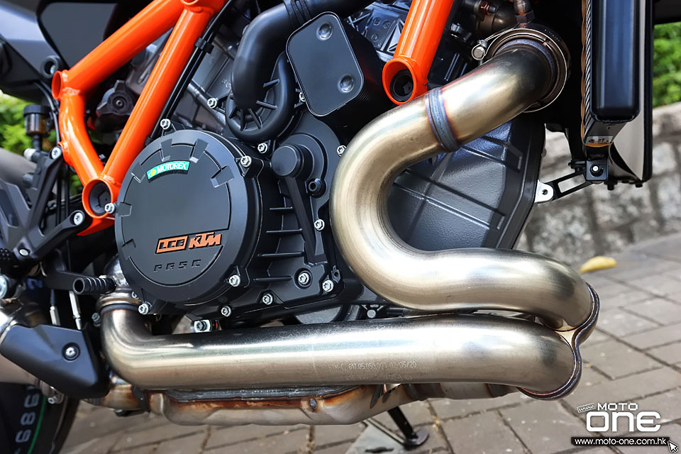 2020 KTM 1290 SUPER DUKE R