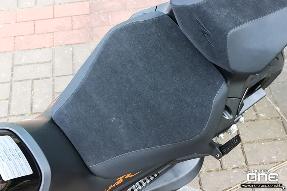 2020 KTM 1290 SUPER DUKE R