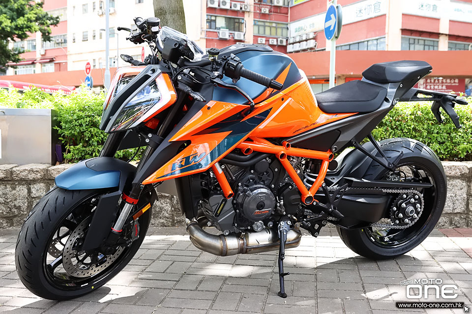 2020 KTM 1290 SUPER DUKE R