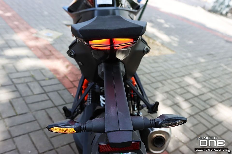 2020 KTM 1290 SUPER DUKE R