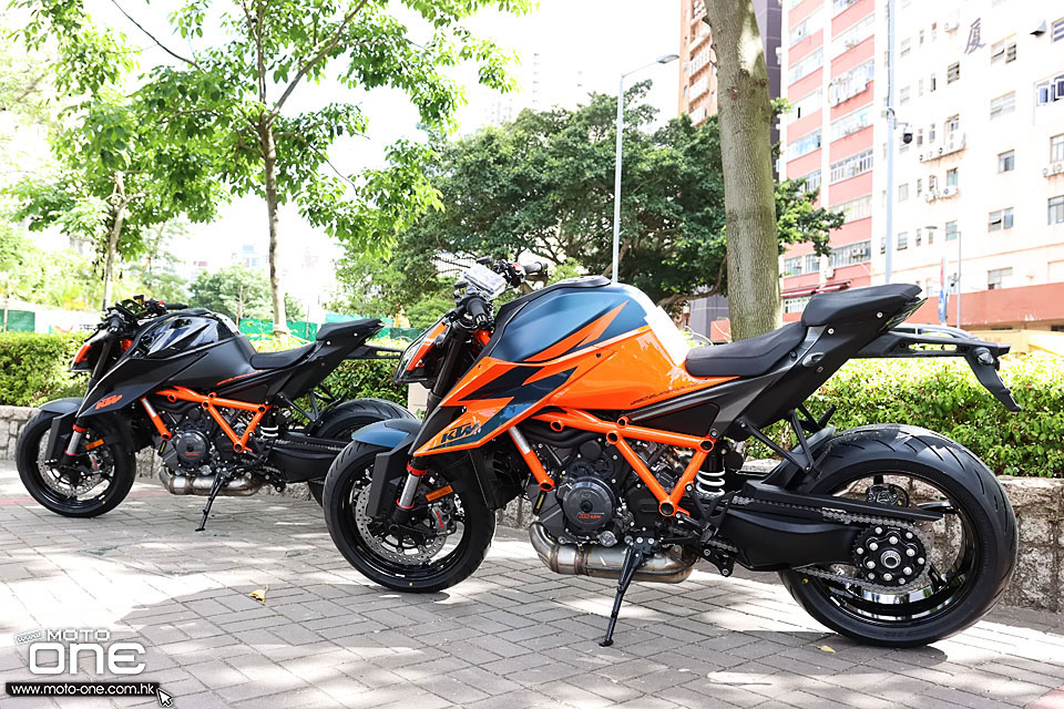 2020 KTM 1290 SUPER DUKE R