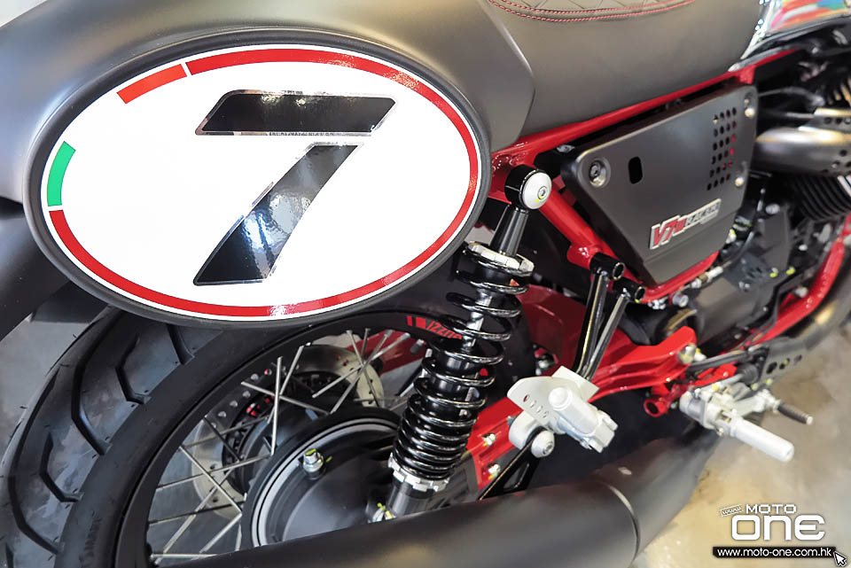 2020 Moto Guzzi V7 III Racer 10th Anniversary