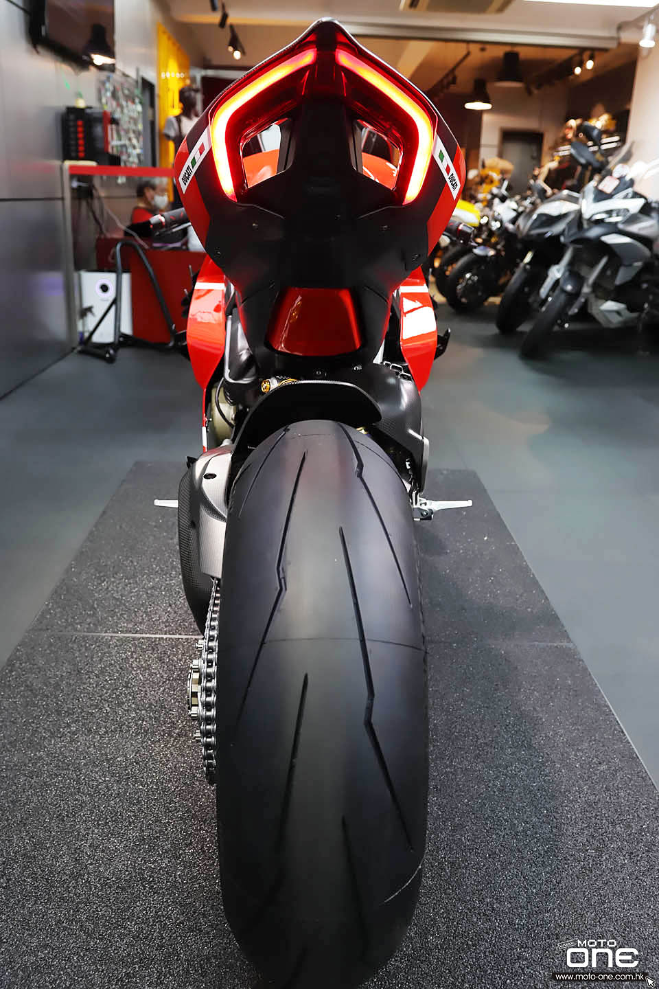 2020 Ducati Superleggra V4