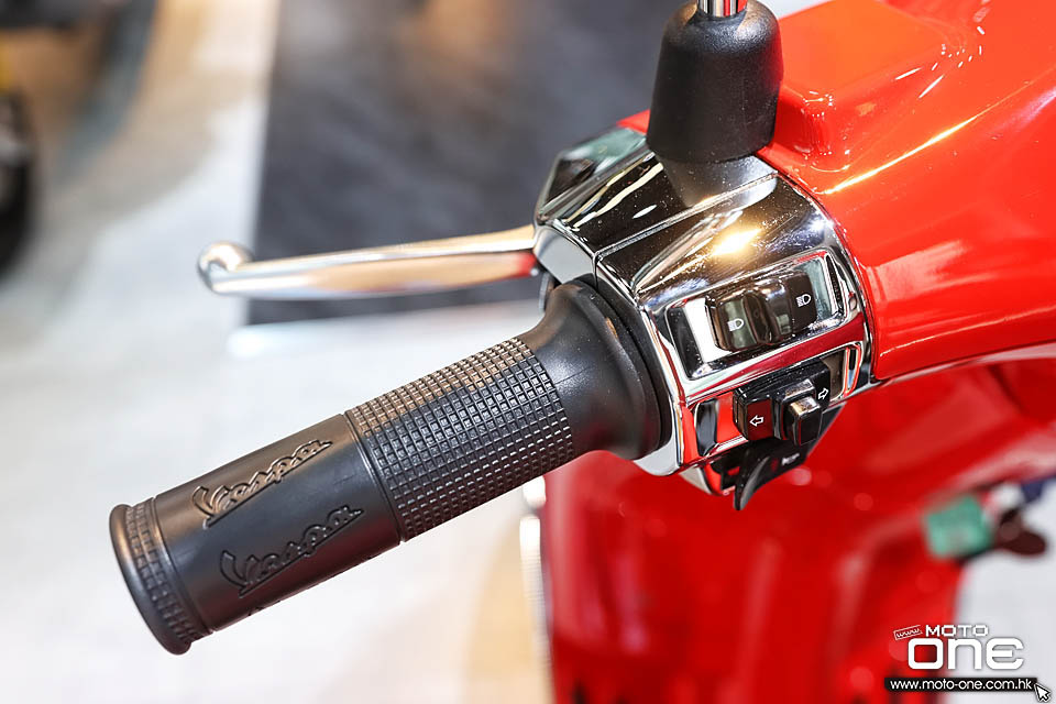 2020 Vespa Primavera X Product RED