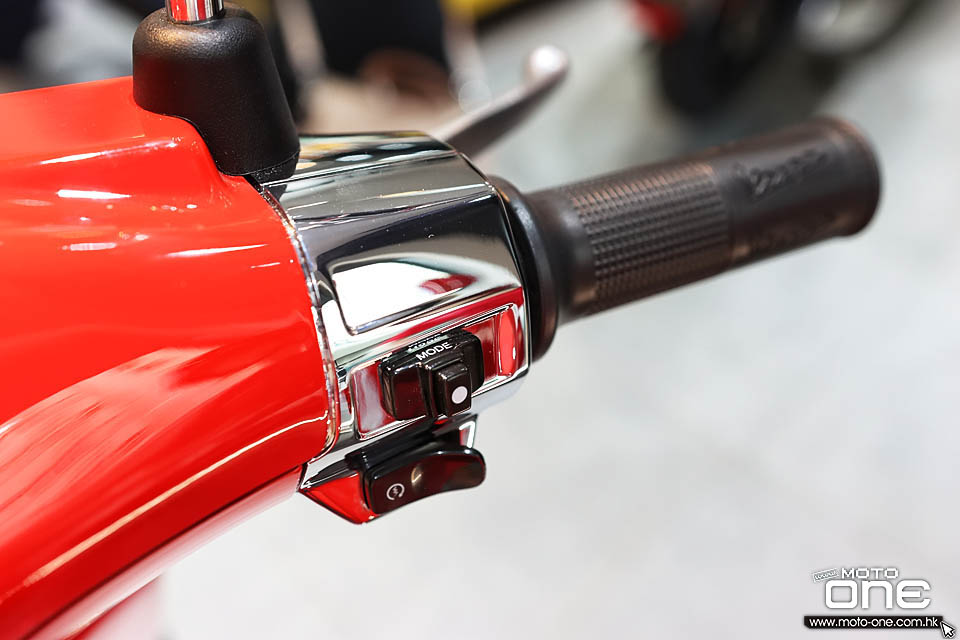 2020 Vespa Primavera X Product RED