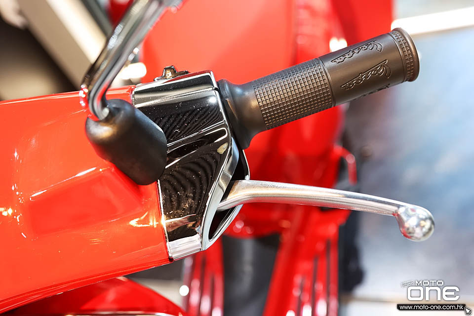 2020 Vespa Primavera X Product RED