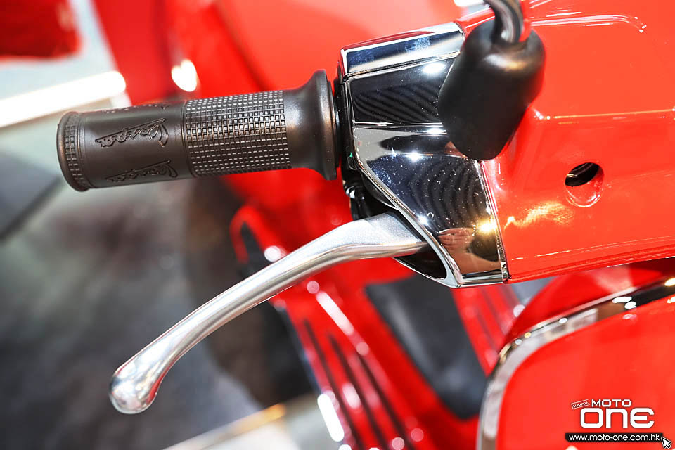 2020 Vespa Primavera X Product RED