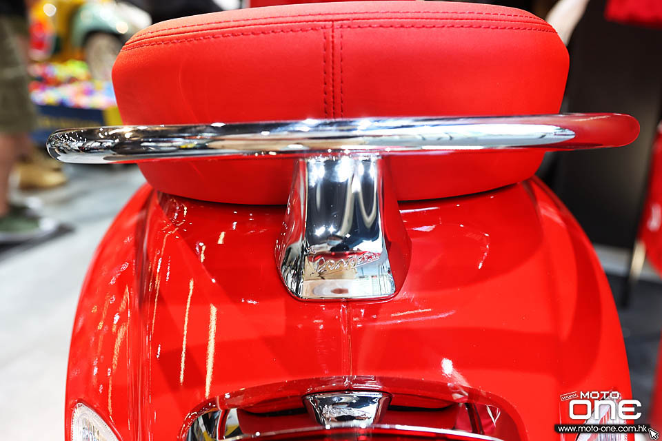 2020 Vespa Primavera X Product RED