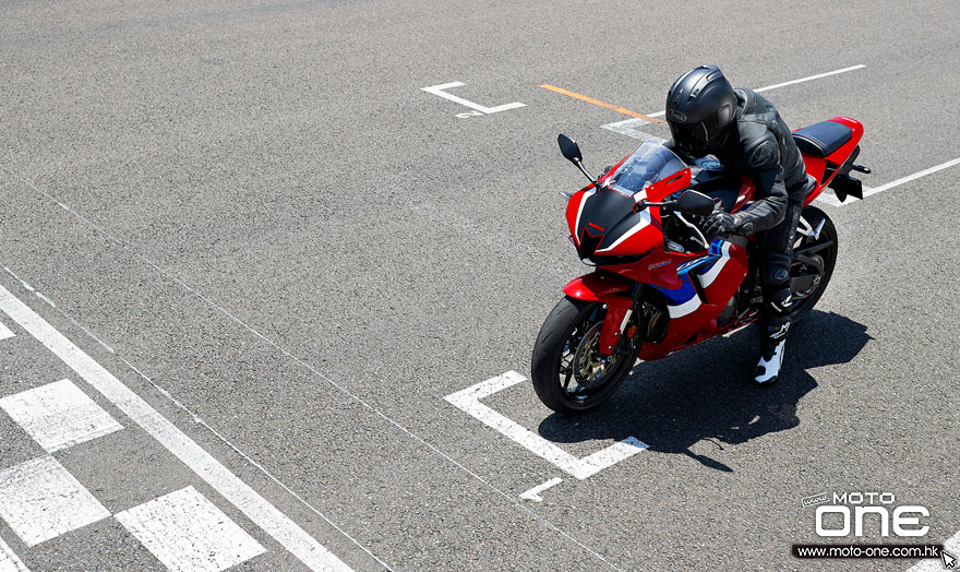 2021 HONDA CBR600RR AWAKEN THE RACE