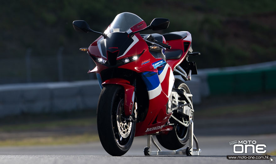 2021 HONDA CBR600RR AWAKEN THE RACE