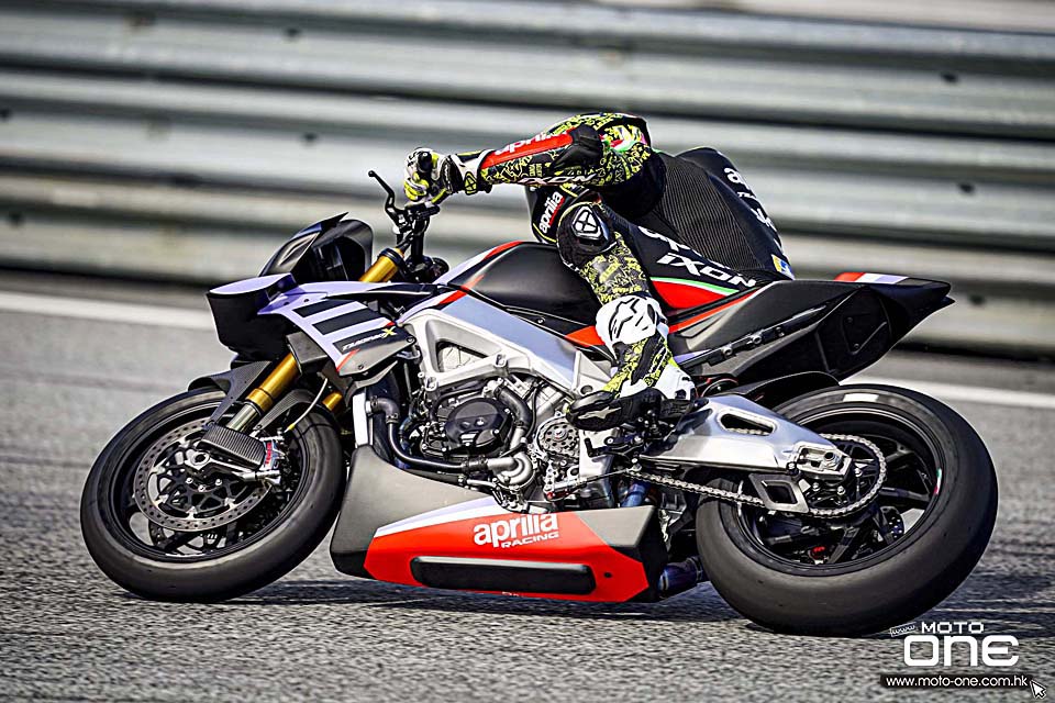 Aprilia Tuono V4 X