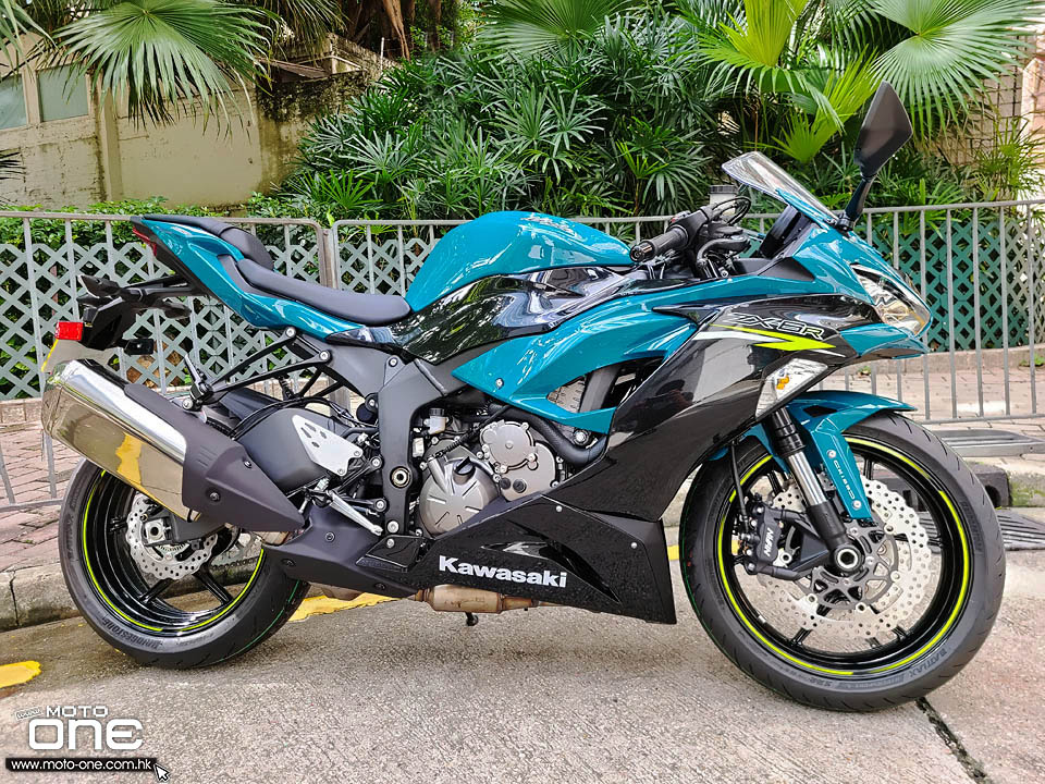 2021 KAWASAKI ZX-6R 636 KRT AND BLUE