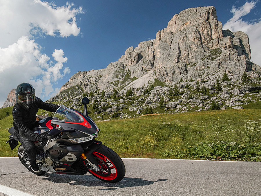 2021 aprilia rs660