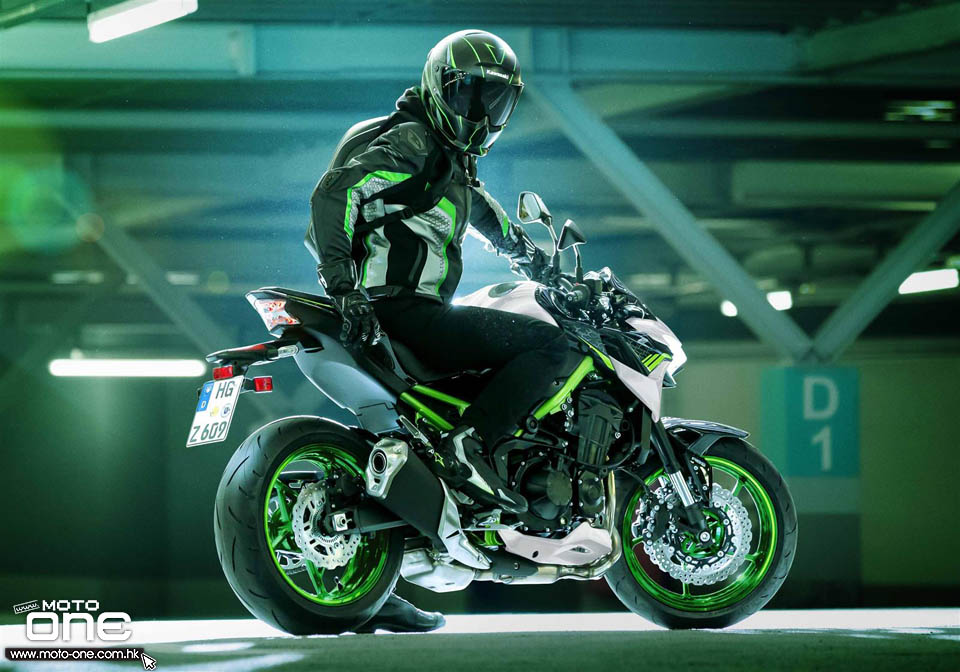 2021 KAWASAKI Z900