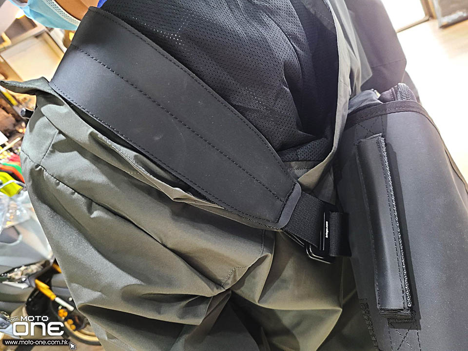 Kriega/クリーガ SLING PRO メッセンジャーバッグ KSSPRO - メンズ