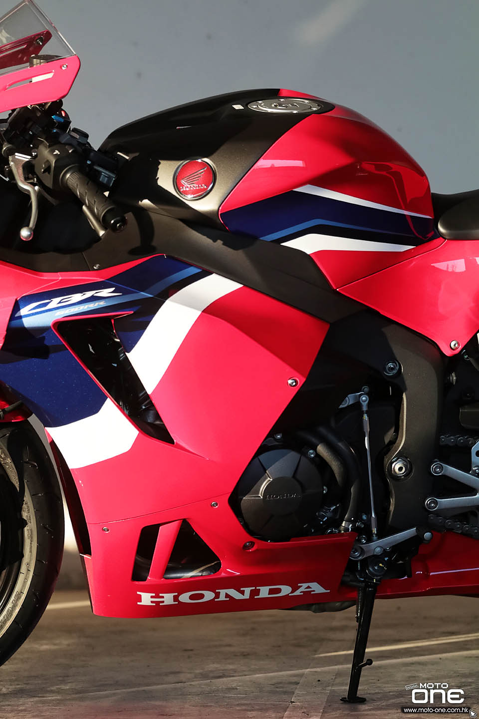 2021 HONDA CBR600RR TEST