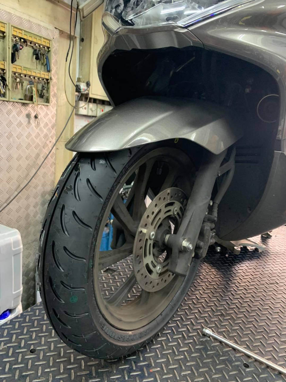 2020 Bridgestone Battlax SC x Honda PCX150
