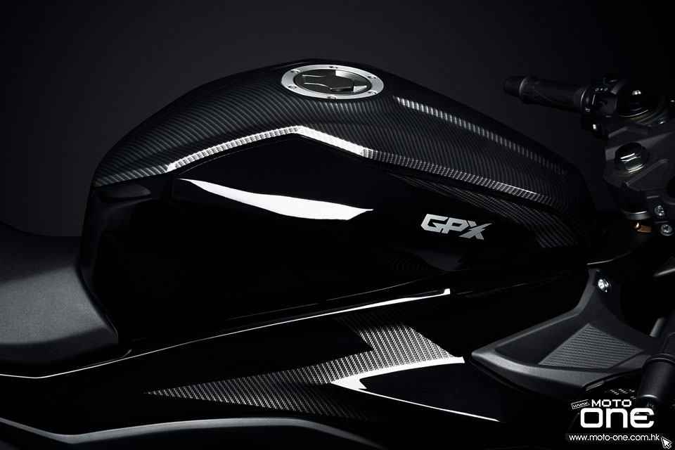 2021 GPX Demon 200GR Race DA Corsa