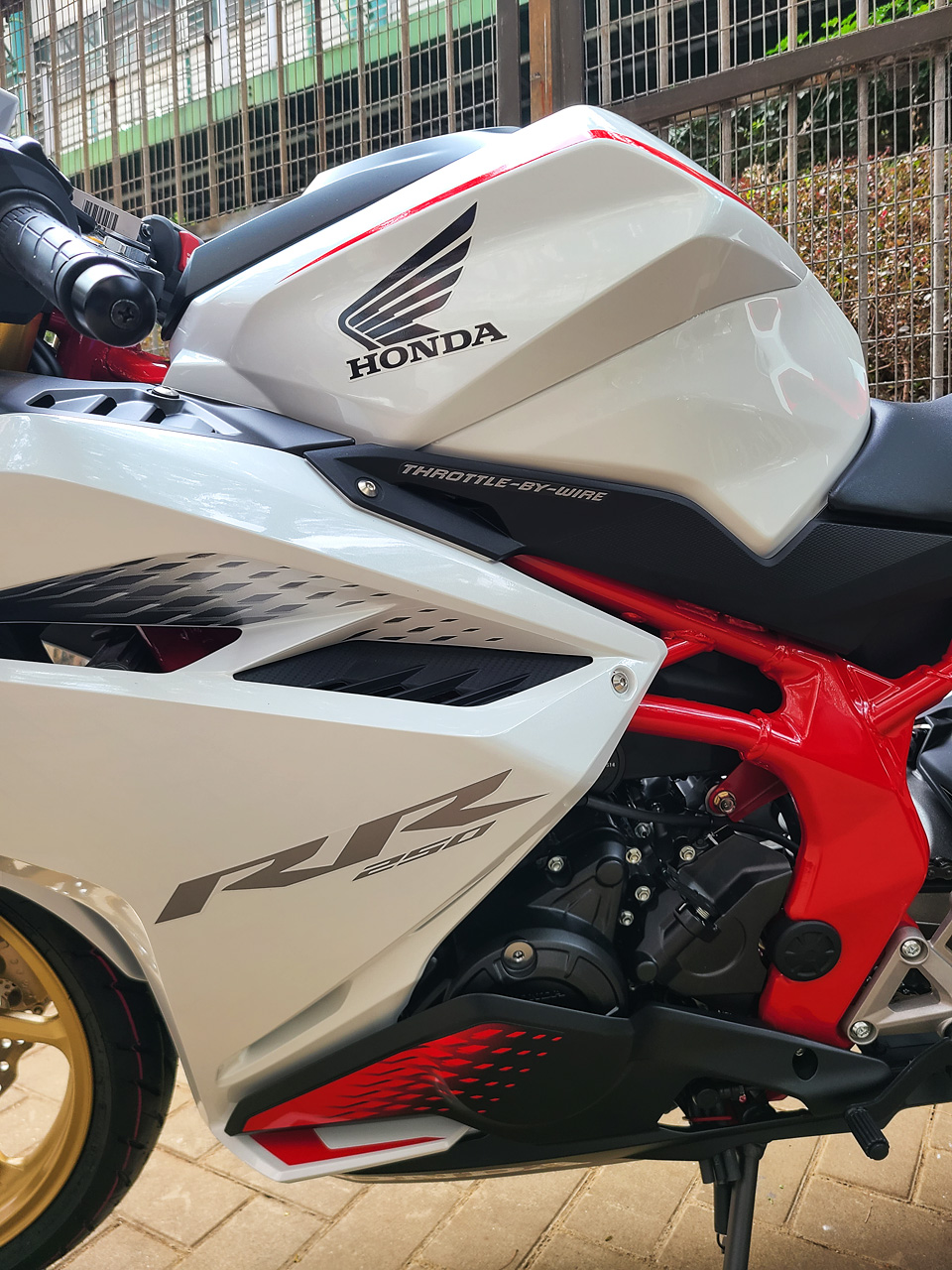 2021 HONDA CBR250RR