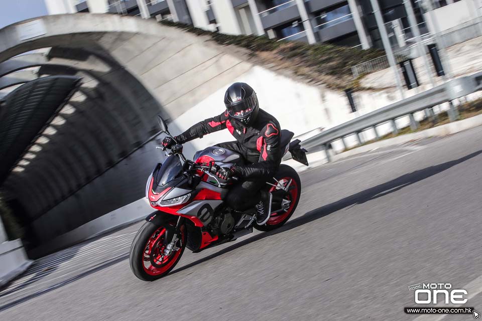 2021 Aprilia Tuono 660