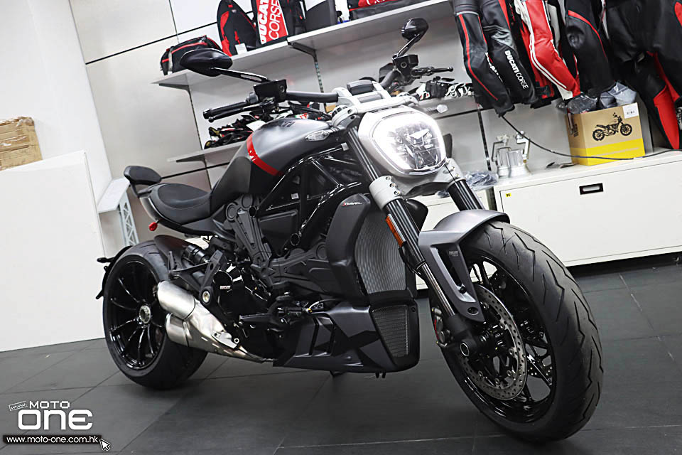 2021 DUCATI XDiavel BLACK STAR