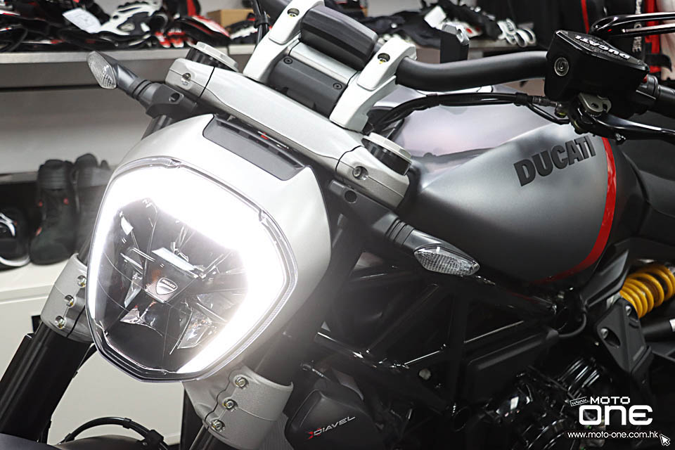 2021 DUCATI XDiavel BLACK STAR