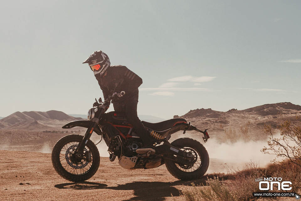 2021 Ducati Scrambler Desert Sled Fasthouse