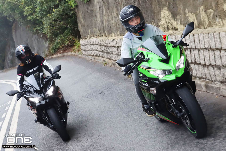 2021 KAWASAKI ZX-25R RIDING