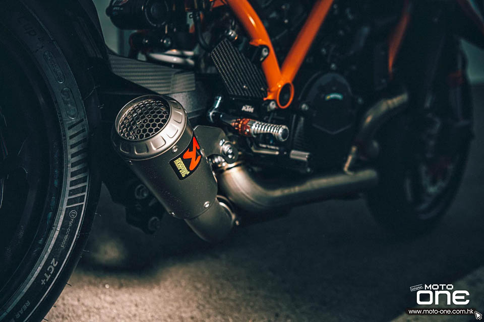 2021 KTM 1290 SUPER DUKE RR