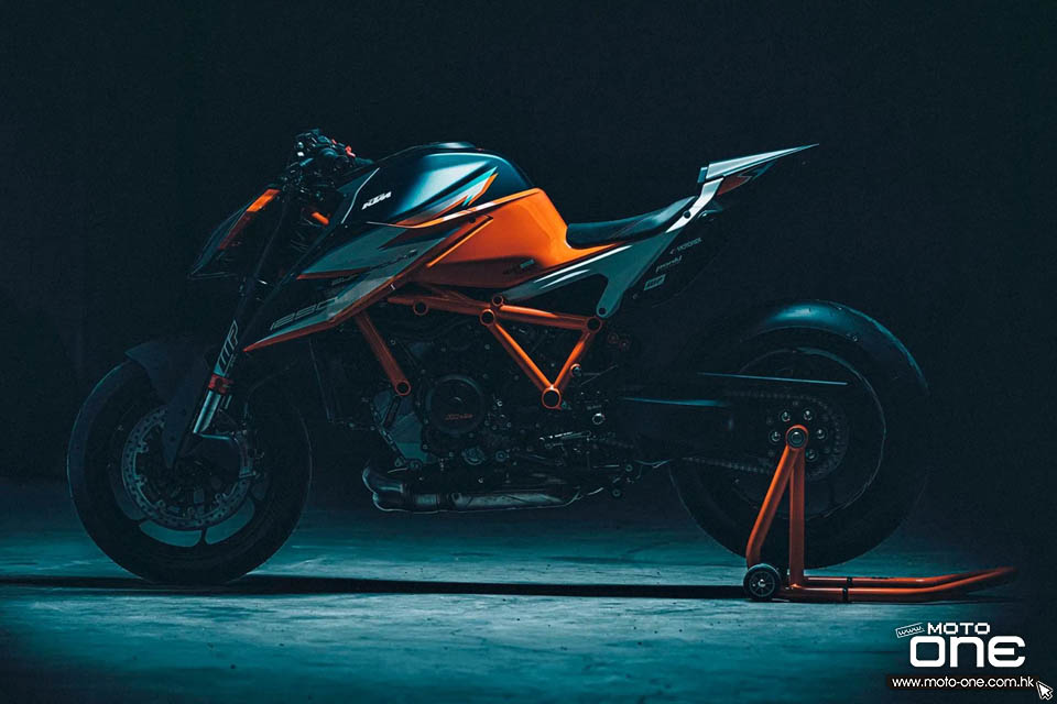 2021 KTM 1290 SUPER DUKE RR