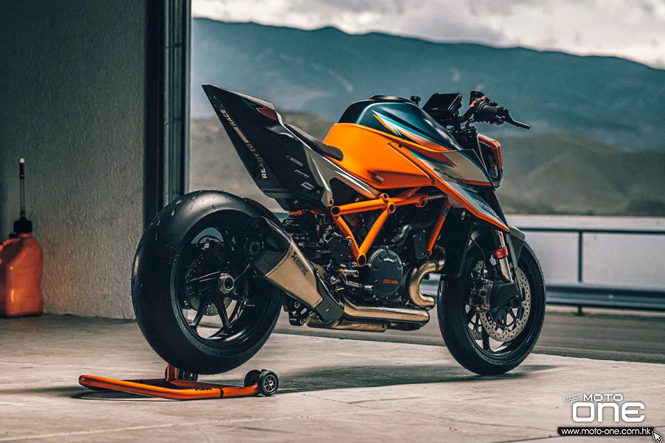 2021 KTM 1290 SUPER DUKE RR