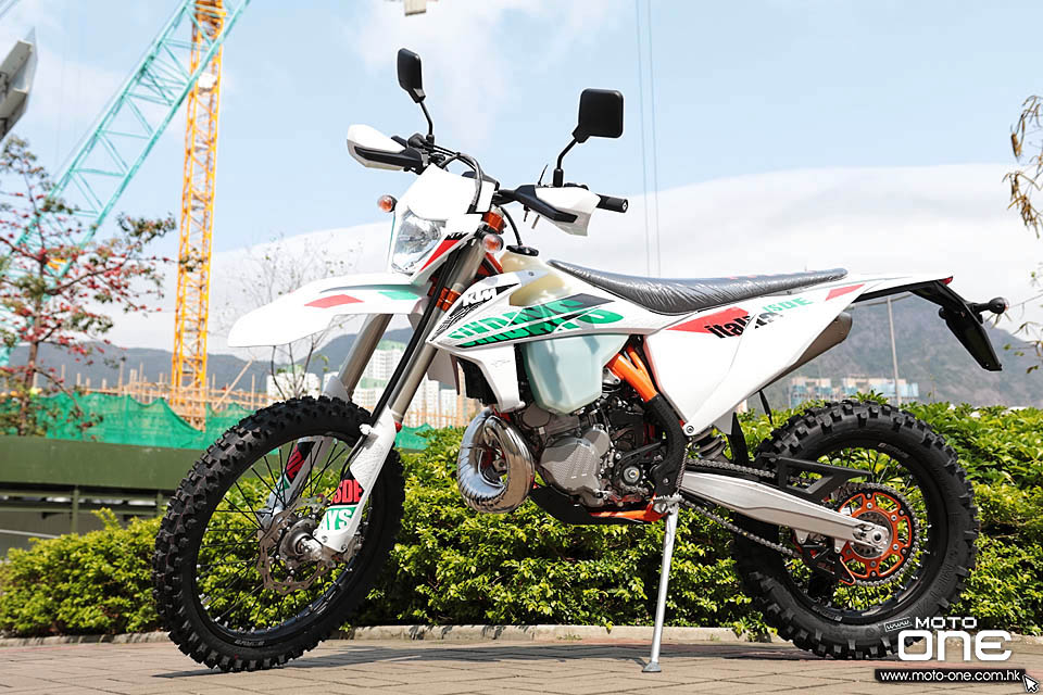 2021 KTM 300 EXC TPI SIX DAYS Edition