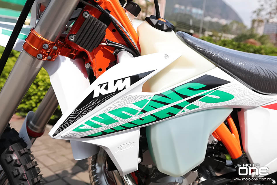 2021 KTM 300 EXC TPI SIX DAYS Edition