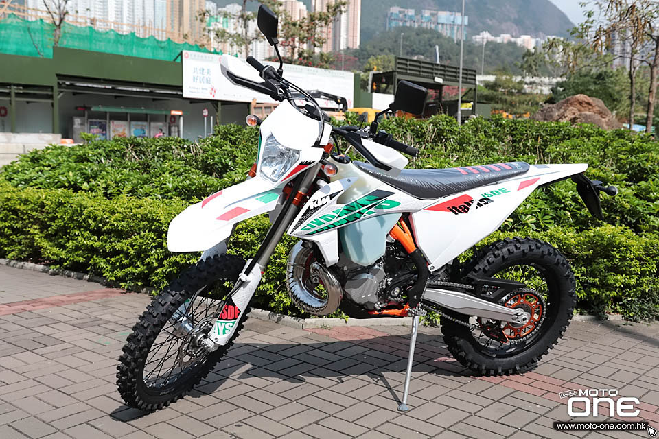 2021 KTM 300 EXC TPI SIX DAYS Edition