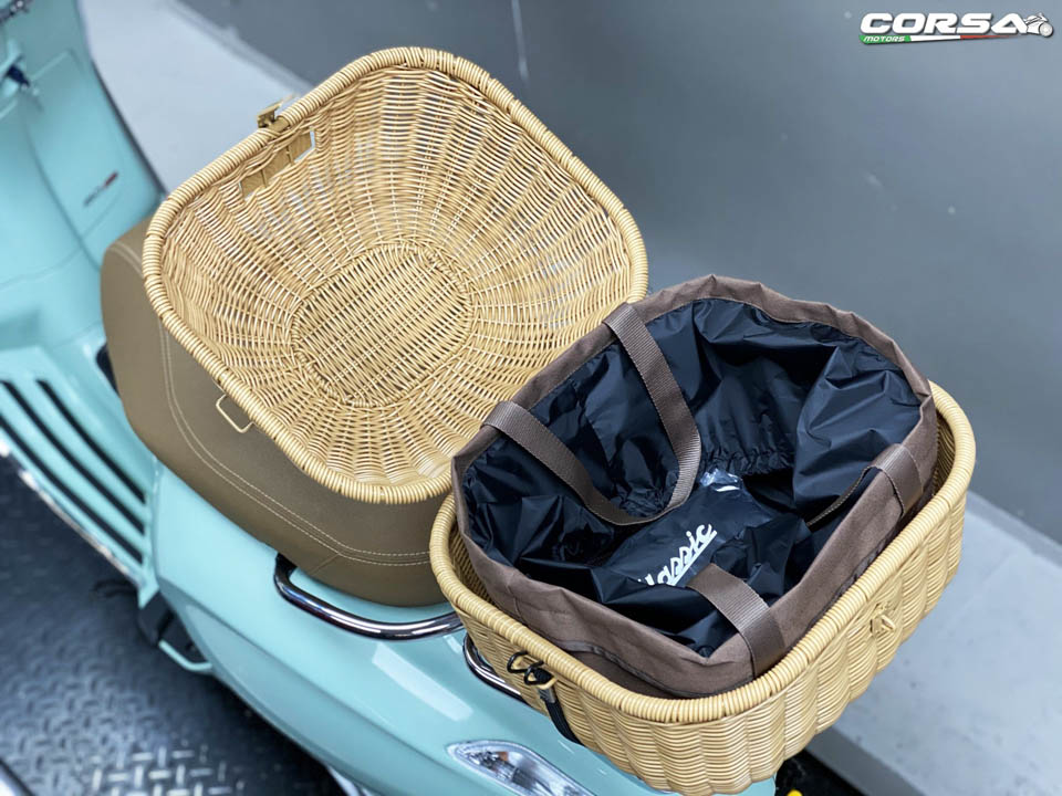 Vespa Primavera 150 Corsa Motors