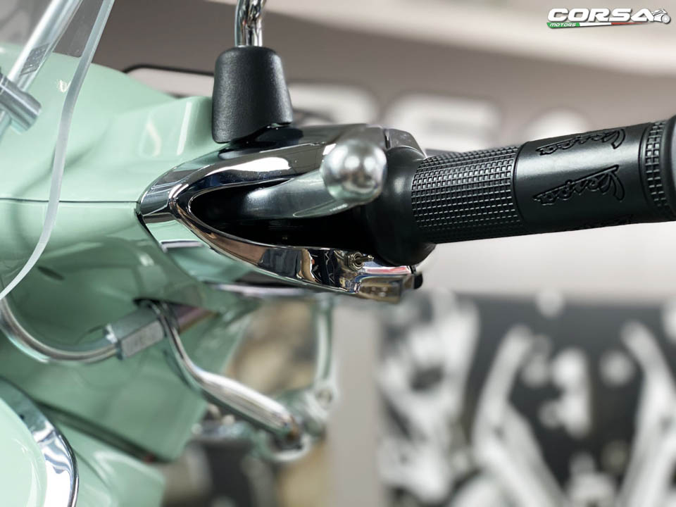 Vespa Primavera 150 Corsa Motors