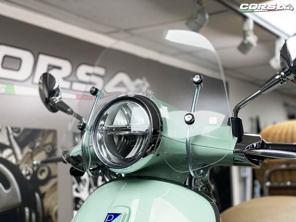 Vespa Primavera 150 Corsa Motors
