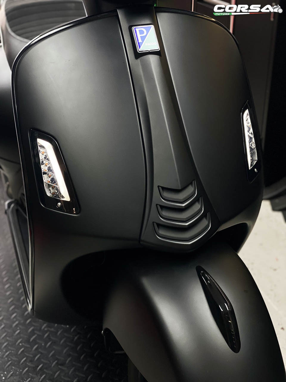2021 CORSA MOTORS Vespa GTS300 HPE Dark