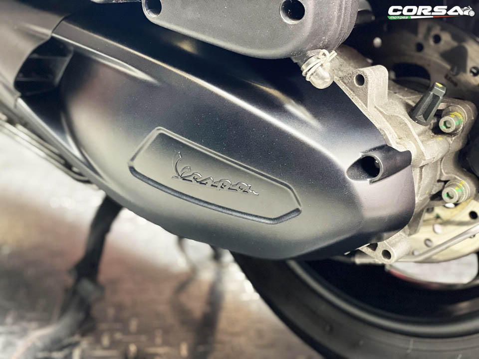 2021 CORSA MOTORS Vespa GTS300 HPE Dark