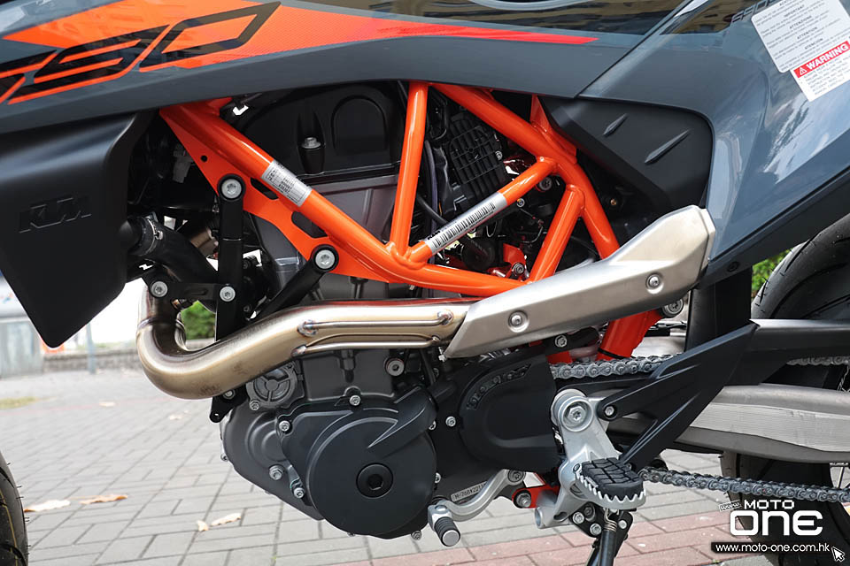 2021 KTM 690 SMC R