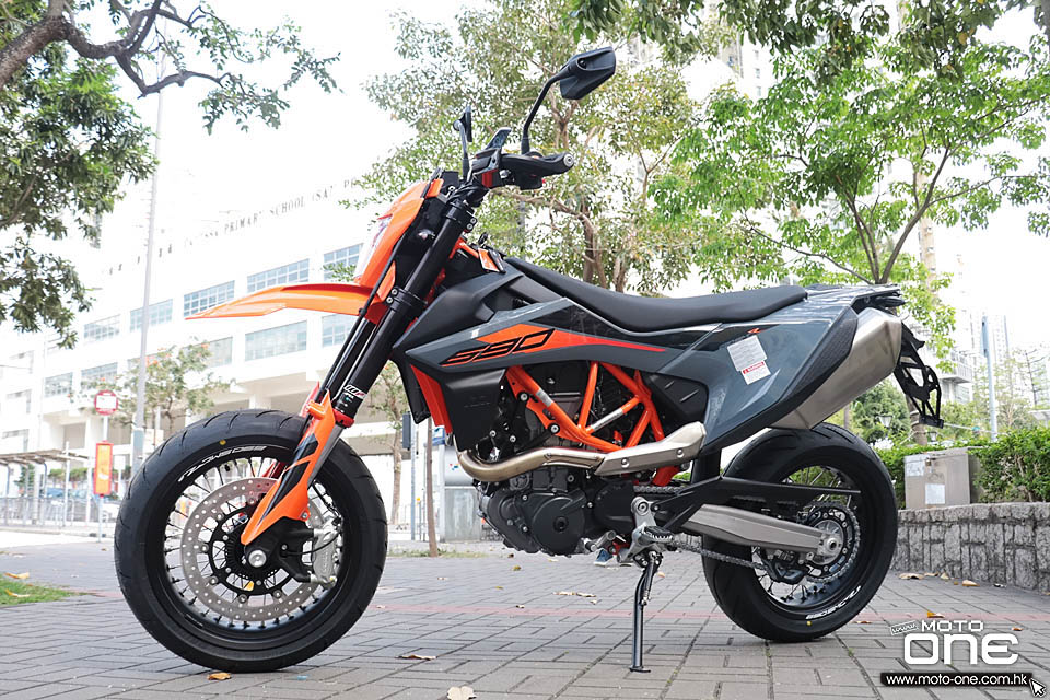 2021 KTM 690 SMC R