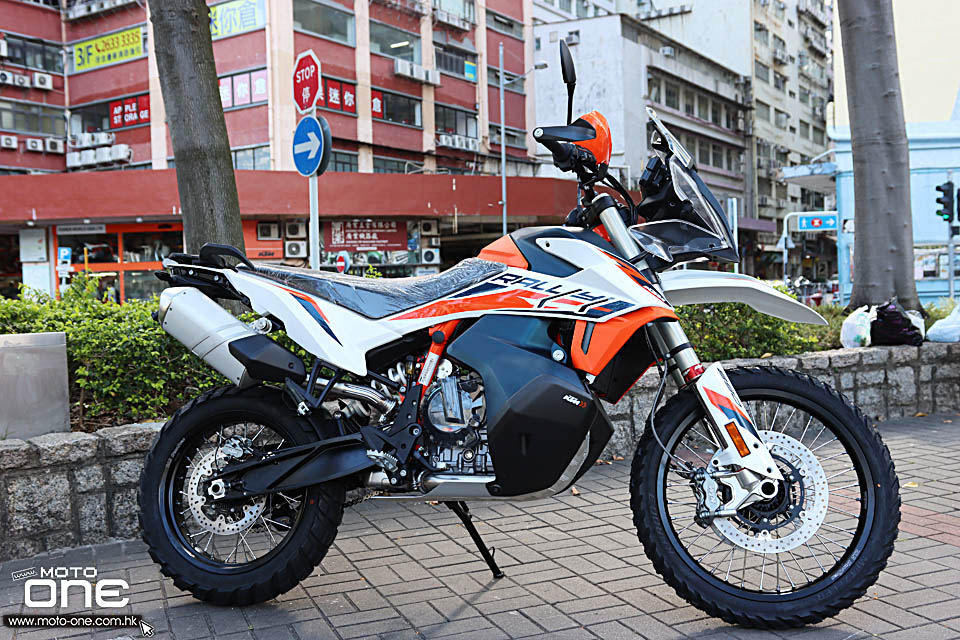 2021 KTM 890 ADVENTURE