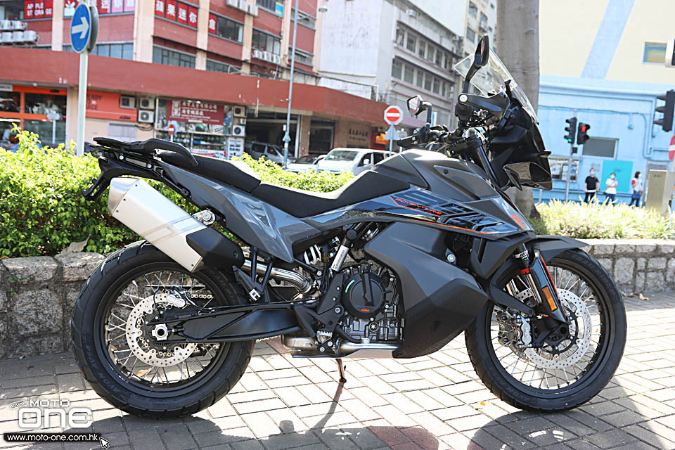 2021 KTM 890 ADVENTURE