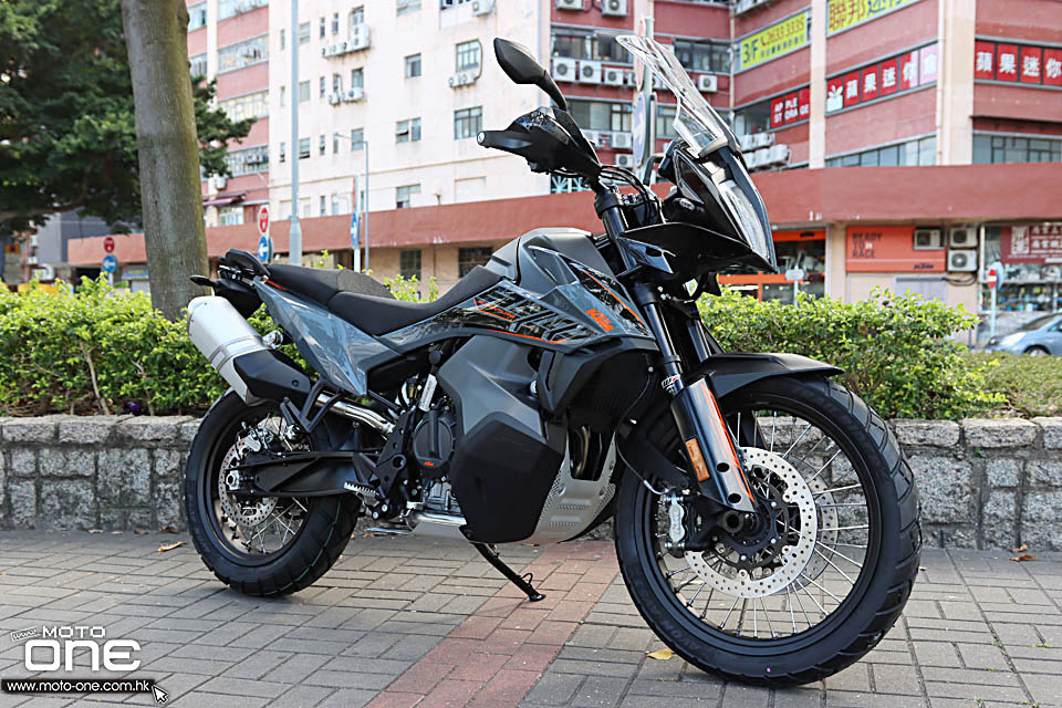 2021 KTM 890 ADVENTURE