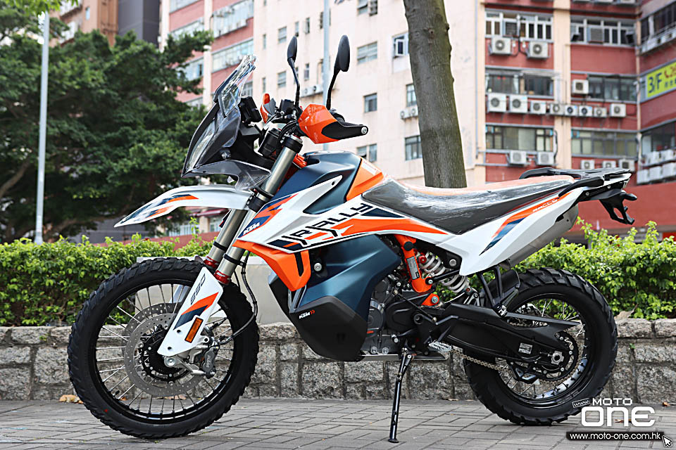 2021 KTM 890 ADVENTURE