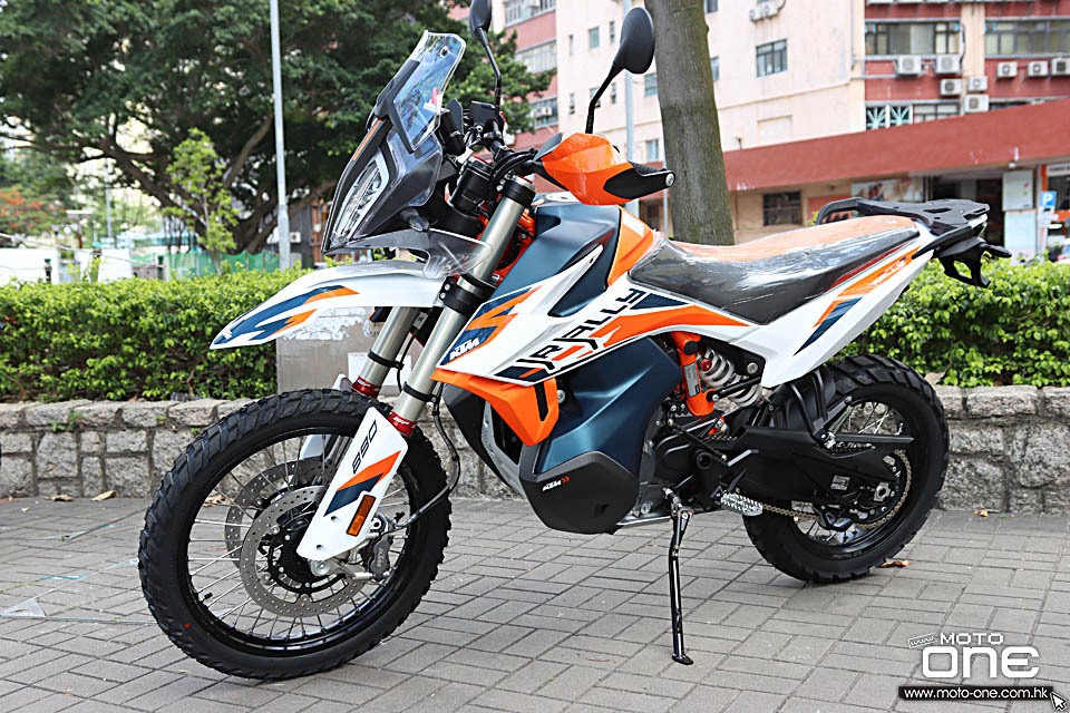 2021 KTM 890 ADVENTURE