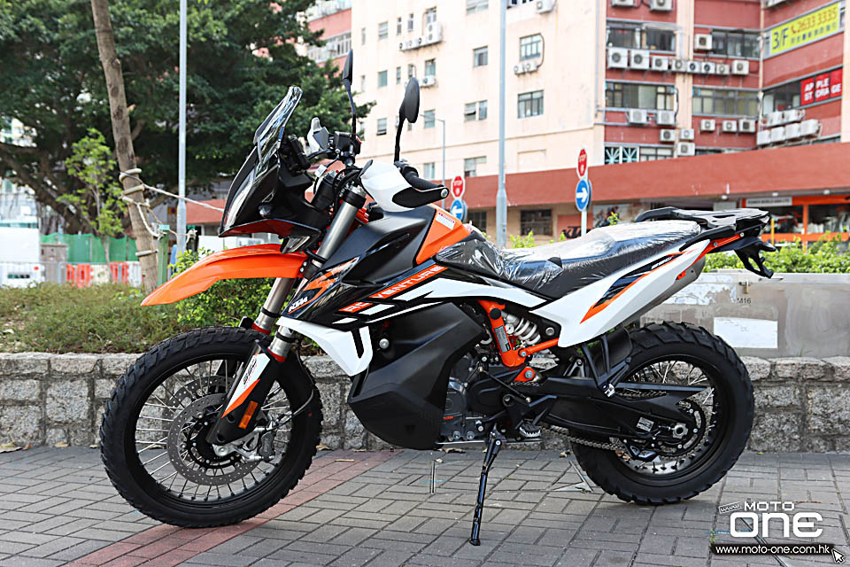 2021 KTM 890 ADVENTURE